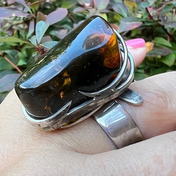 VINTAGE HUGE BALTIC AMBER STATEMENT RING SCANDINAVIAN OR POLISH MADE STERLING